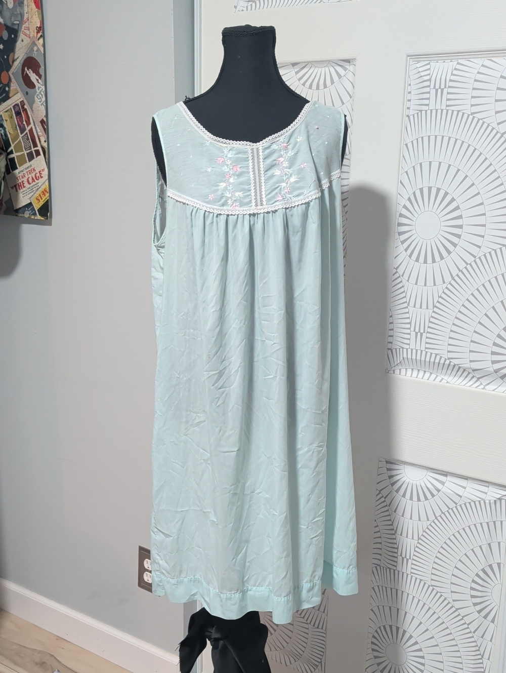 Vintage Women's Light Blue Nightgown